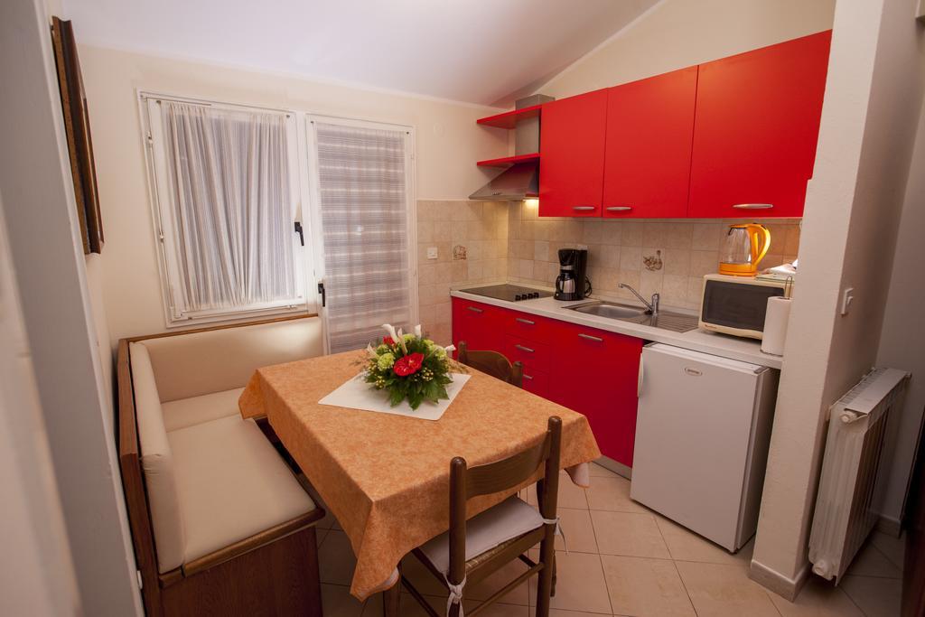 Apartments Villa Ban Rovinj Room photo