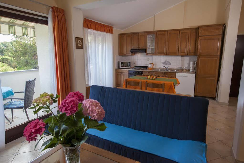 Apartments Villa Ban Rovinj Exterior photo